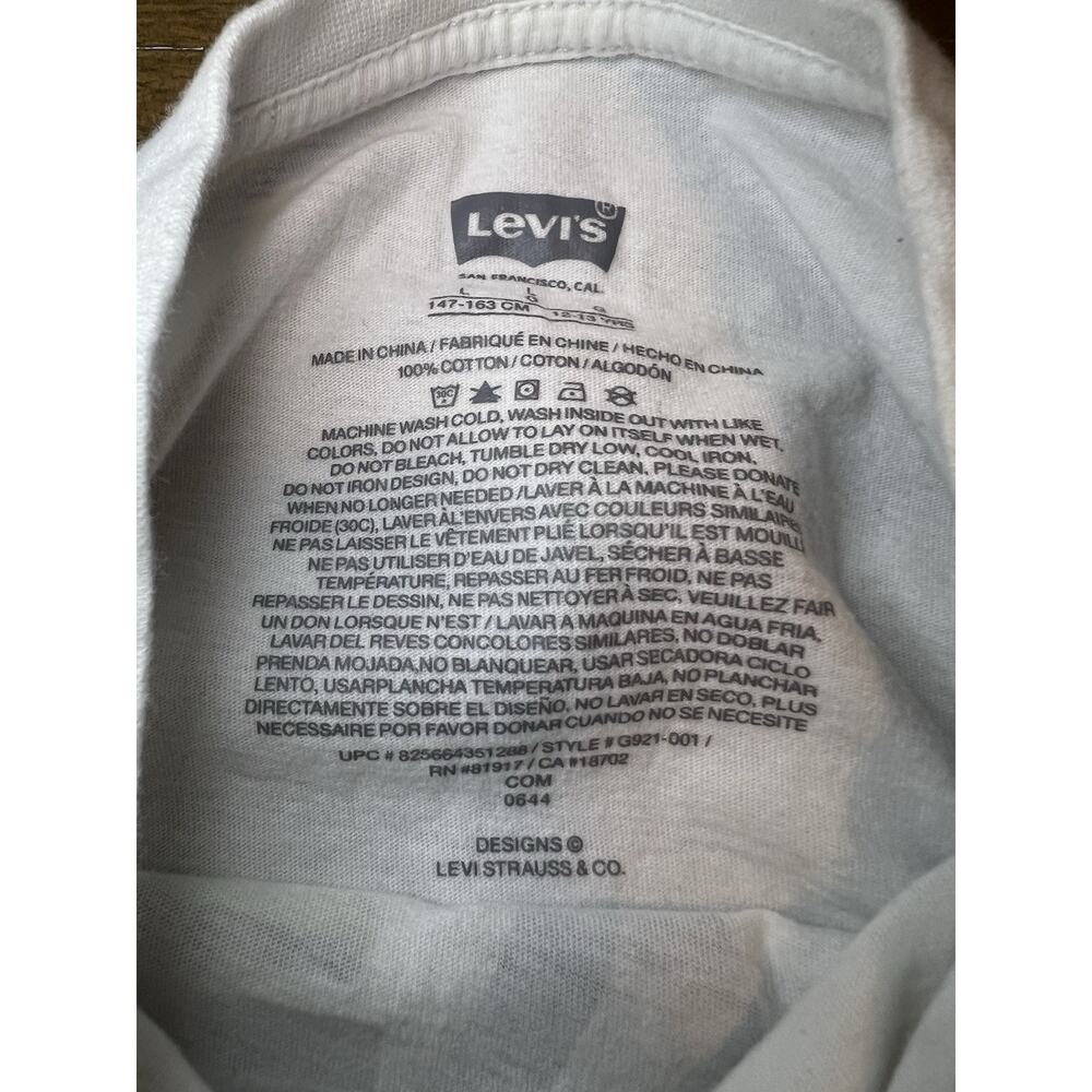 Lot Of 3 Boys T-shirts Size Large True Religion DKNY Levi’s Each Has Flaws - Picture 12 of 14